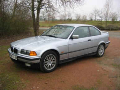 BMW 004 400x300.jpg (89919 octets)